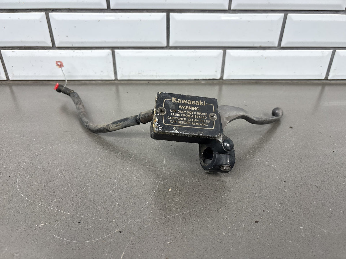 1983 Kawasaki GPZ750 ZX750A Front Brake Master Cylinder with Lines OEM