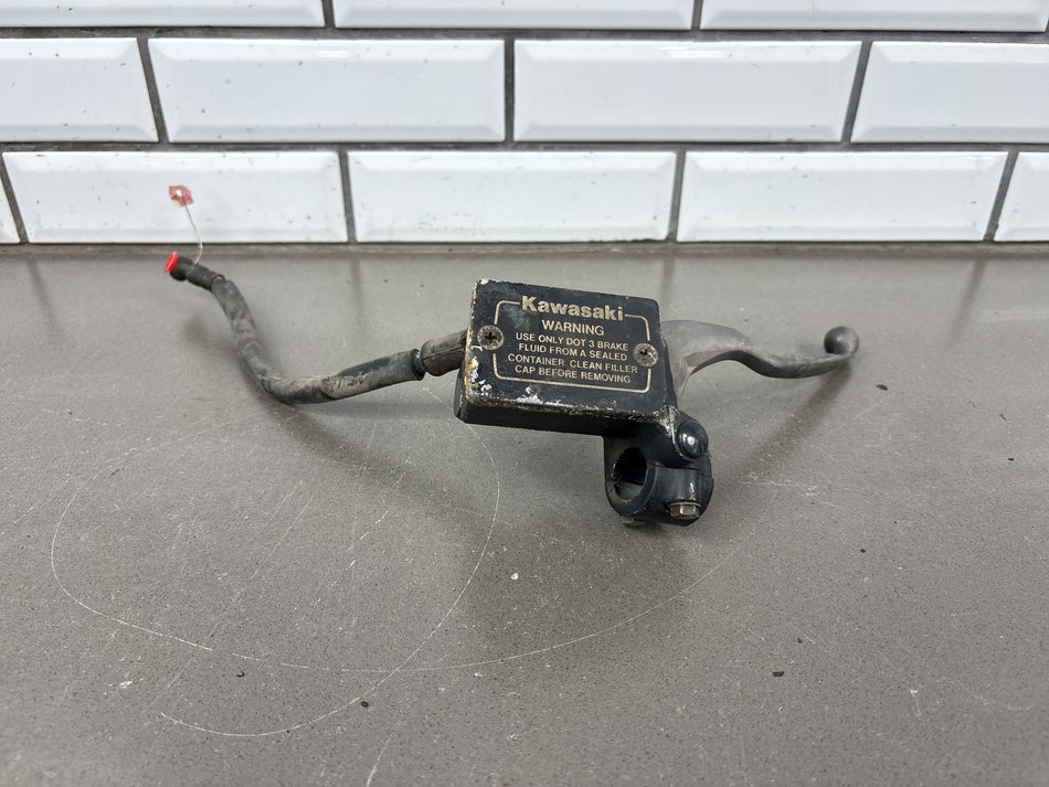 1983 Kawasaki GPZ750 ZX750A Front Brake Master Cylinder with Lines OEM