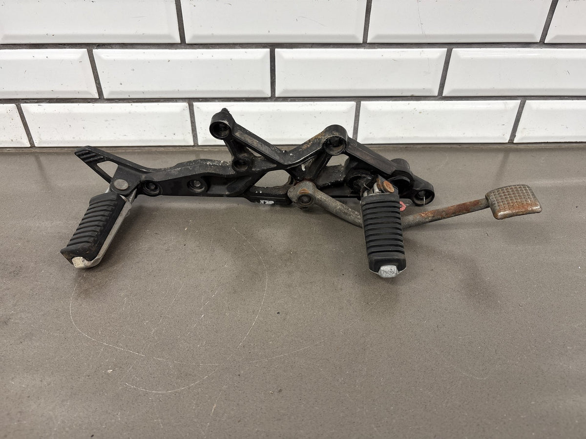1983 Kawasaki GPZ750 ZX750A Right Rearset Foot Pegs Brake Pedal OEM