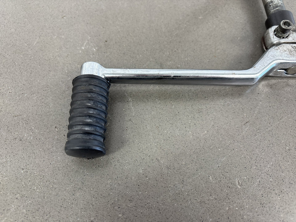 1999-2006 Harley Road King FLHR FLHRI FLHRCI FLHRS Shift Lever OEM 33895-82D