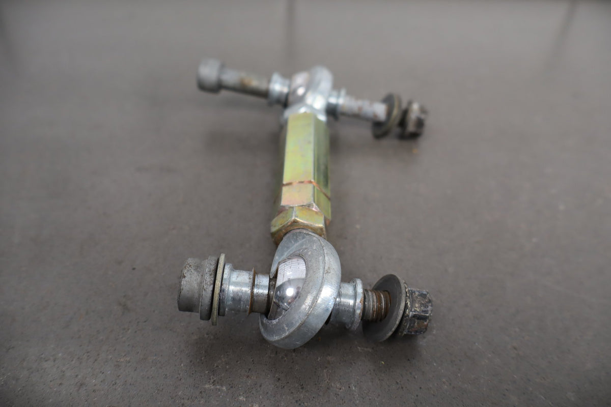 1999-2004 Triumph Sprint Rear Shock Lowering Linkage Aftermarket Sprint 955 OEM