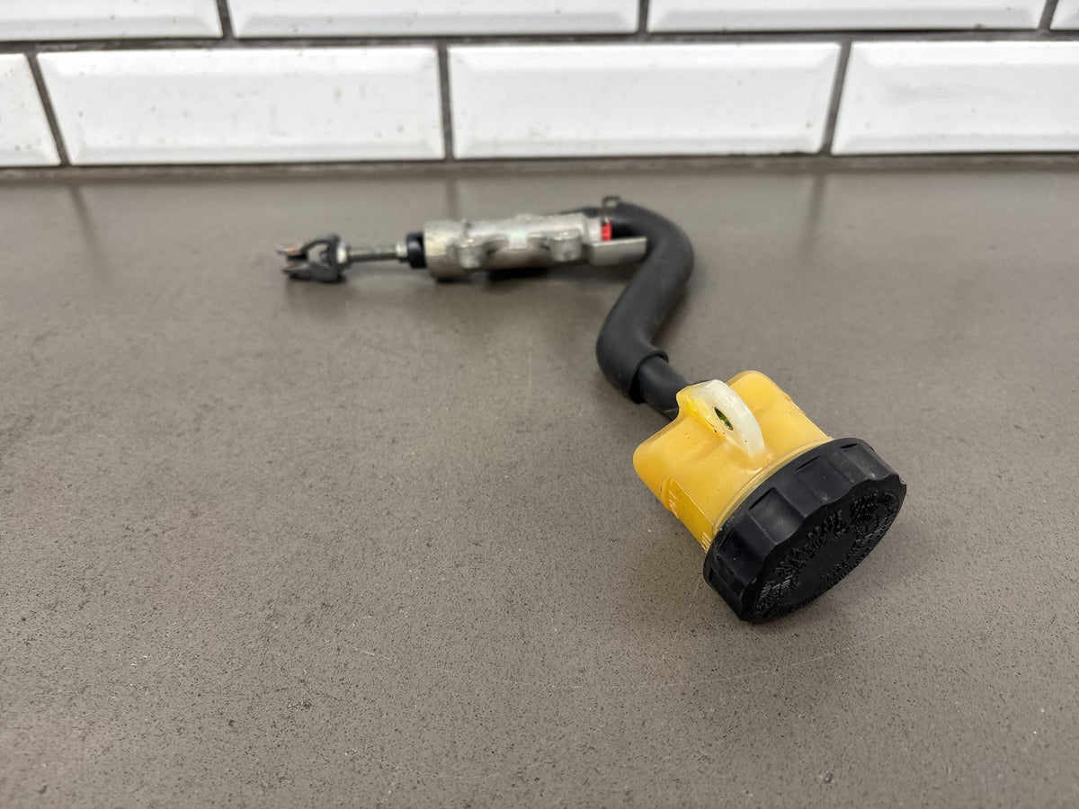 2002 Honda Interceptor 800 VFR800 Rear Brake Master Cylinder W/ Reservoir OEM