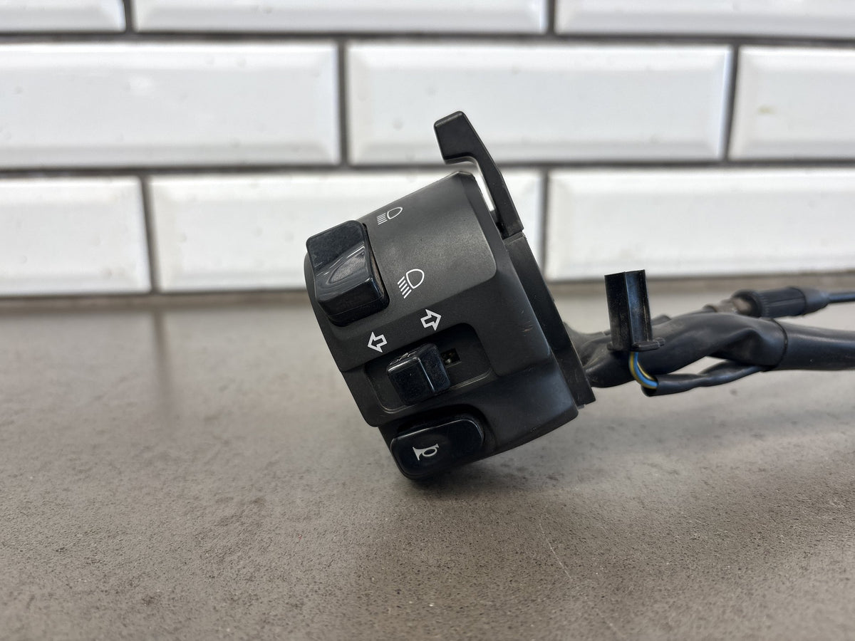 1999-2007 Yamaha YZF600R 3K Mile Left Switch Housing Black Choke Lever Cable OEM