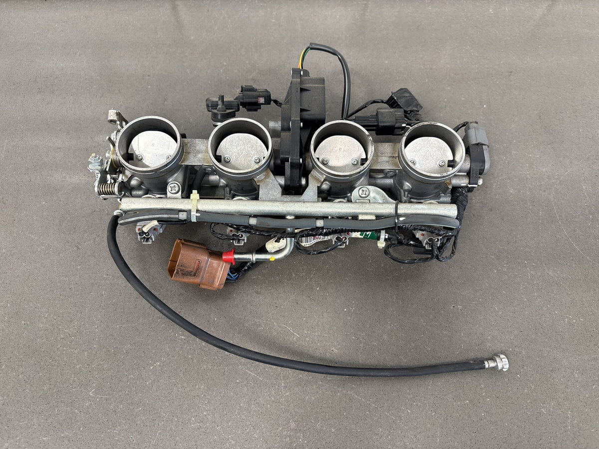 2010-2014 Kawasaki Concours 14 ZG1400 Throttle Body 16163-0145