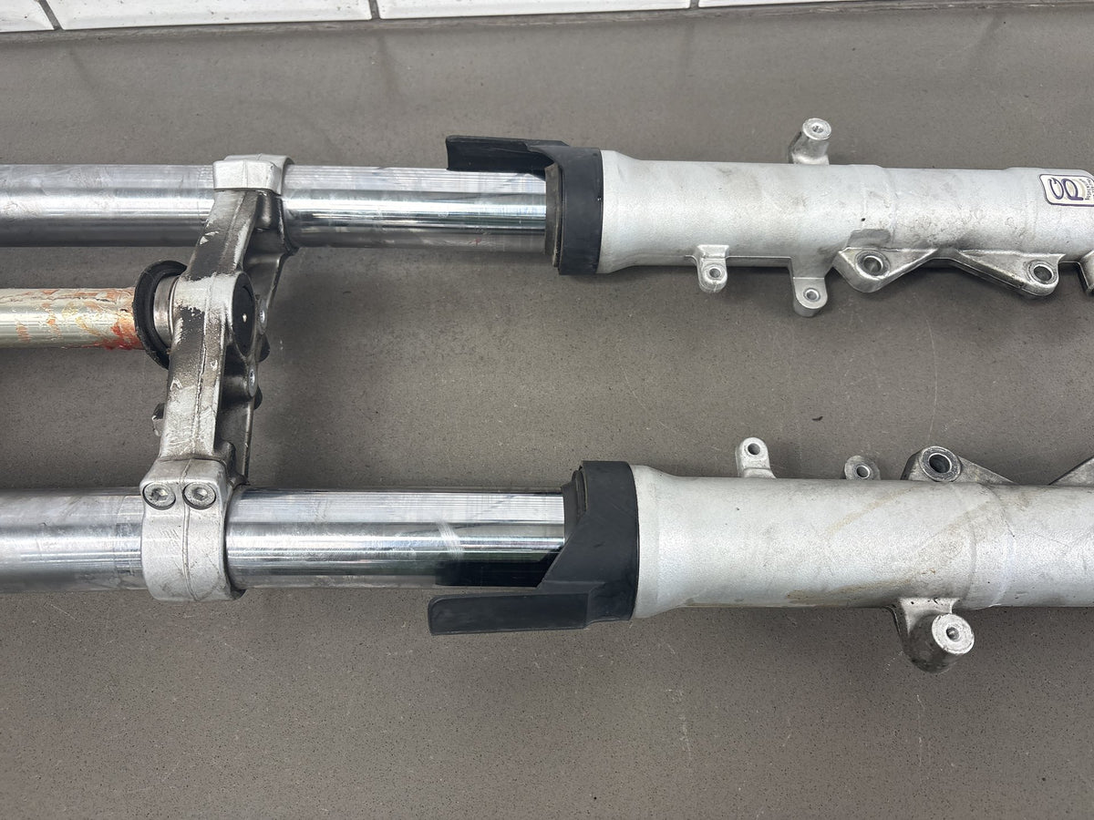 2006-2009 Yamaha FJR1300 Front End Forks Triple Trees Steering Stem OEM