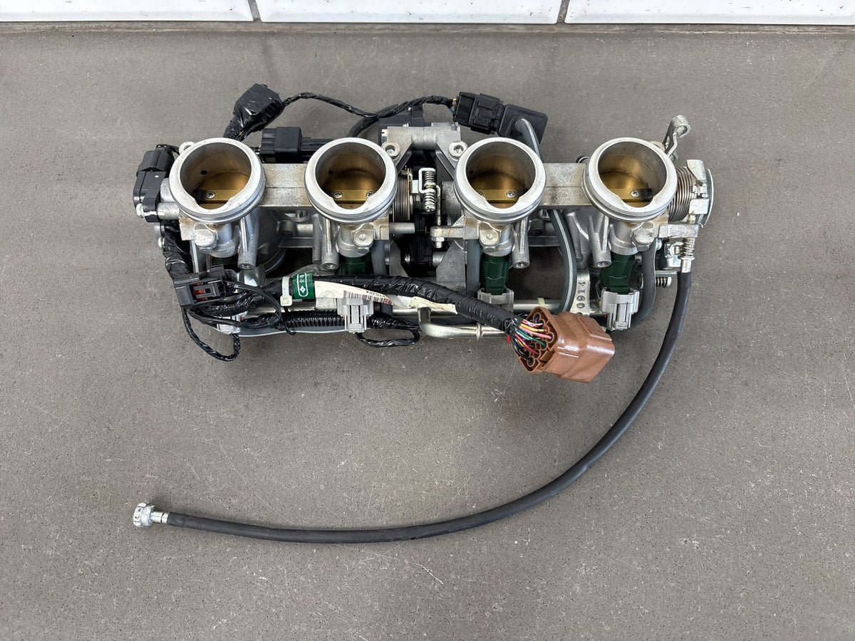2010-2014 Kawasaki Concours 14 ZG1400 Throttle Body 16163-0145