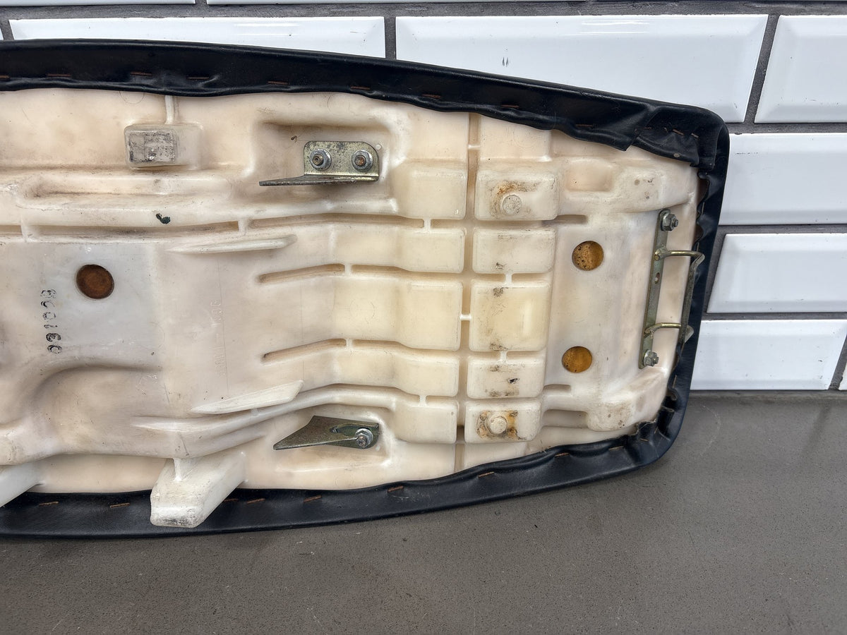1990-1993 Kawasaki Ninja ZX-11 ZX1100C Seat Saddle OEM 53001-1596-MA