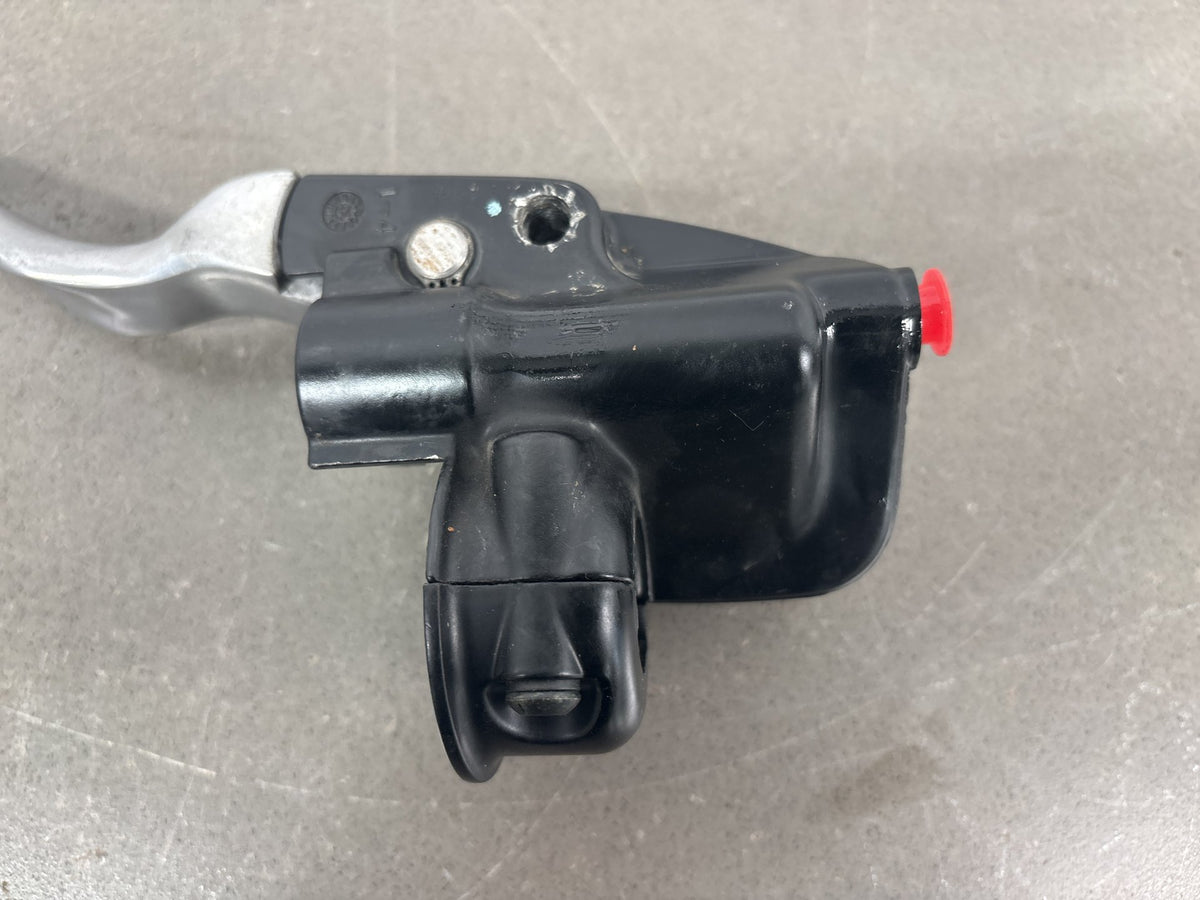 99-04 Harley Road King FLHR FLHRI FLHRCI Front Brake Master Cylinder 45013-96D