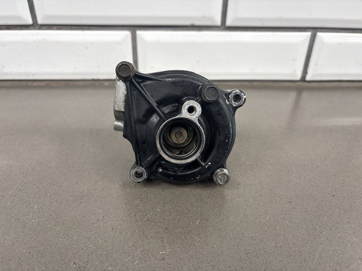 1990-1993 Kawasaki Ninja ZX-11 ZX1100C Water Pump OEM 49044-1062