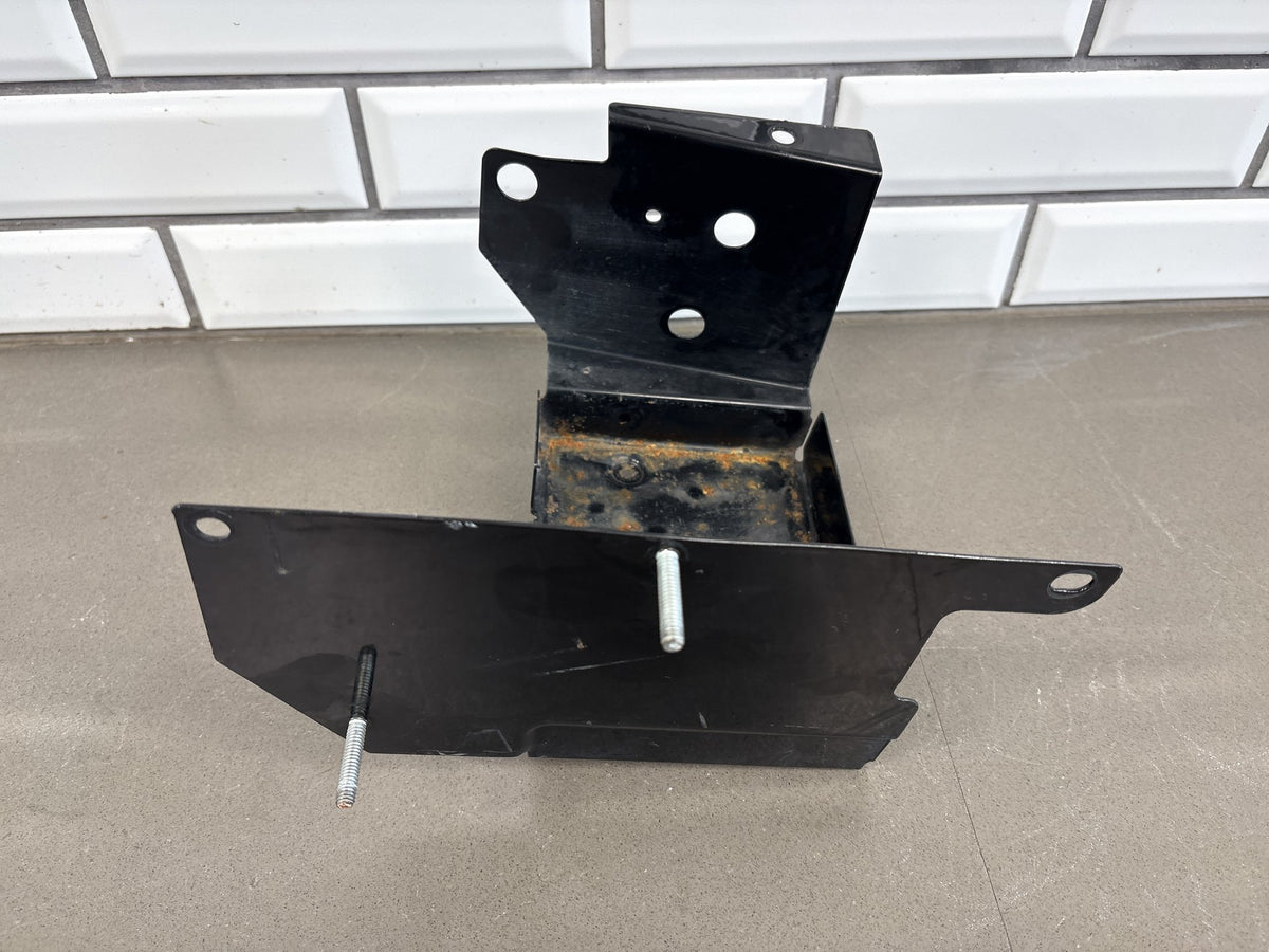 2002-2006 Harley Road King FLHR FLHRI FLHRCI Battery Tray OEM 66281-02A
