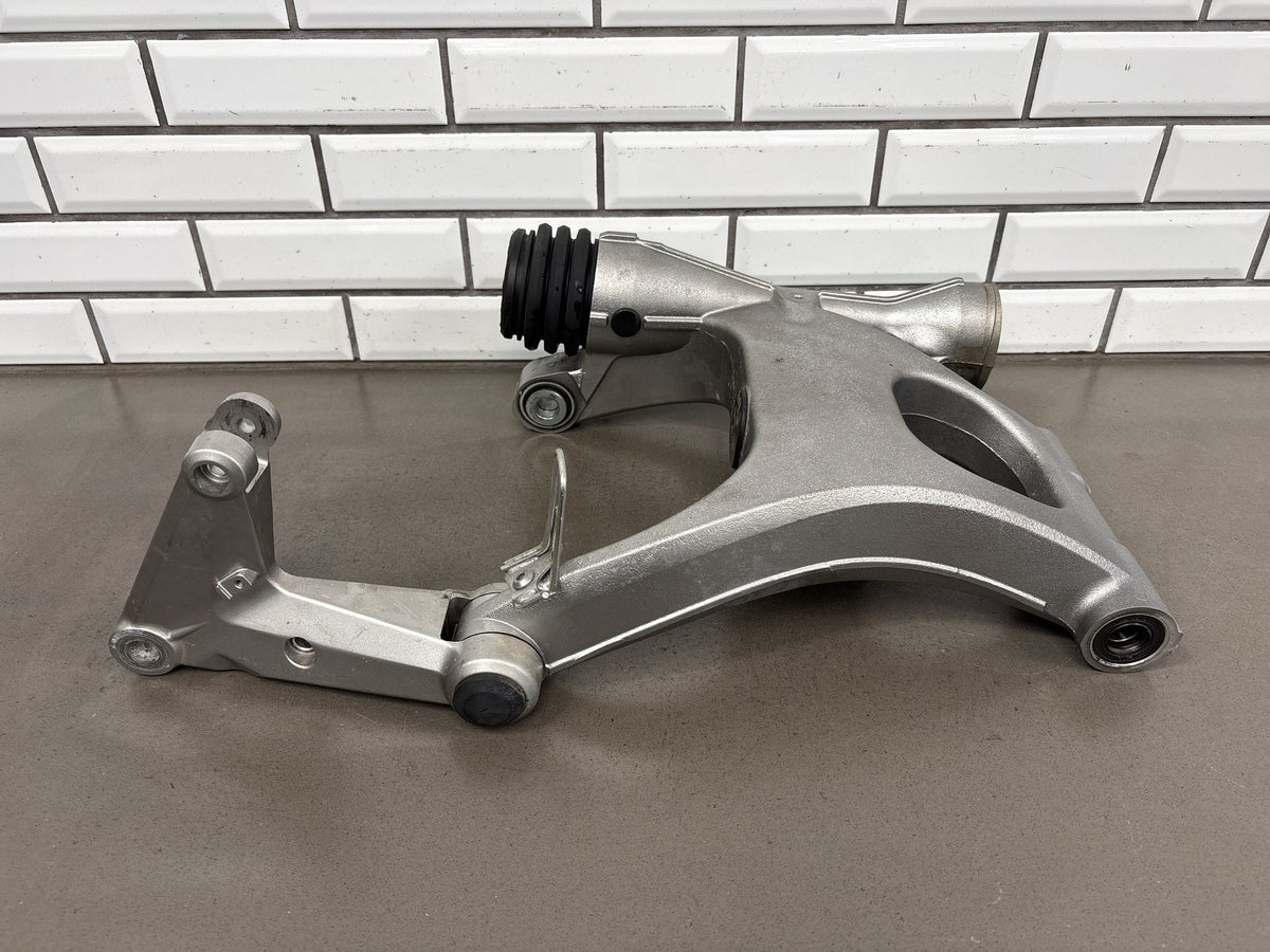2010-2014 Kawasaki Concours 14 ZG1400 Swingarm 33001-0145