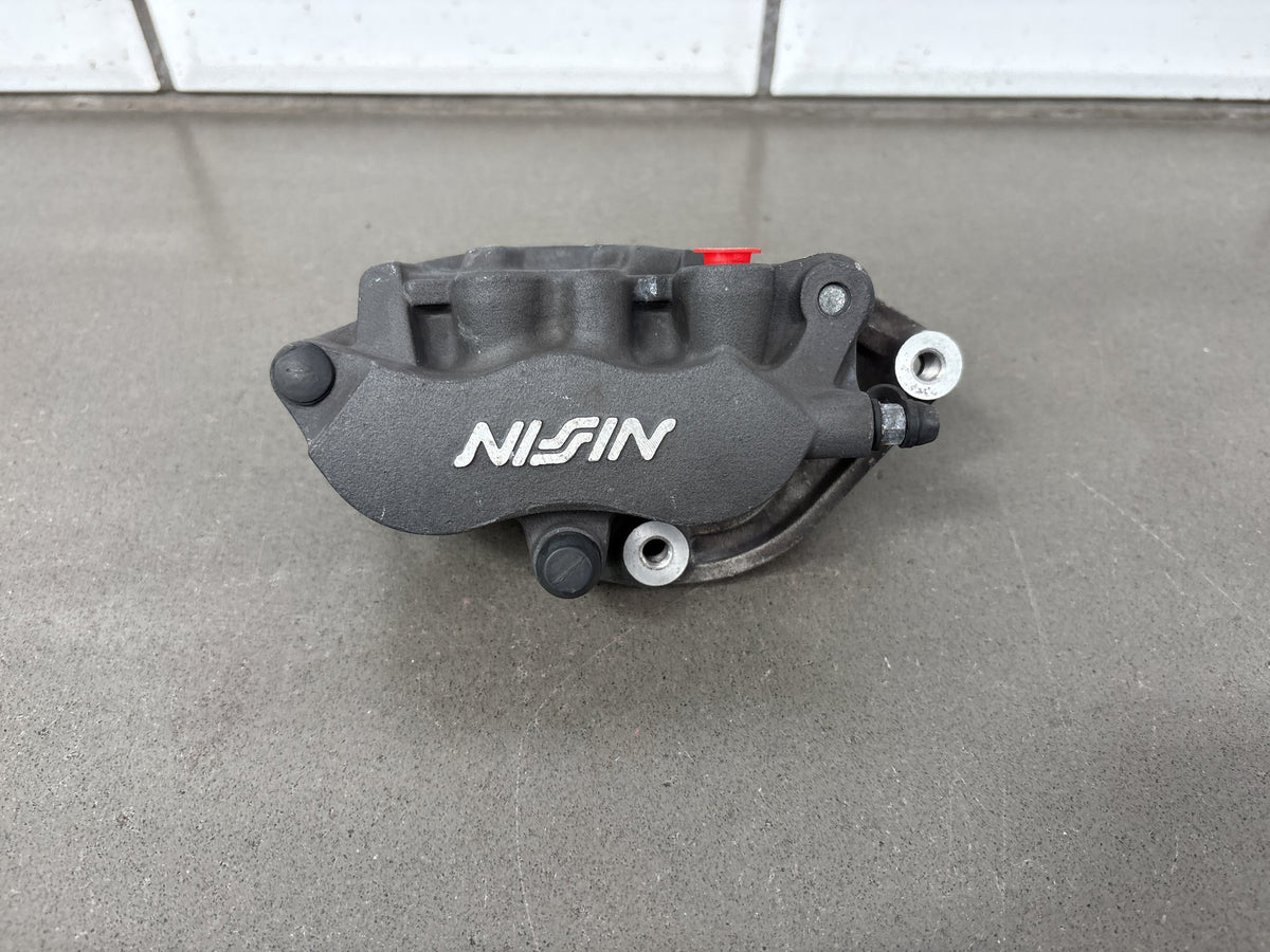 2002 Honda Interceptor 800 VFR800 Right Front Brake Caliper Nissin Pads OEM