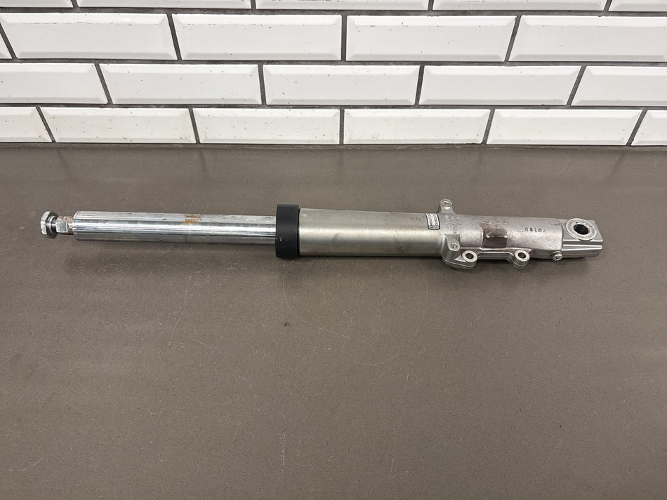 2002-2006 Harley Road King FLHR FLHRI FLHRCI FLHRS Left Fork Leg OEM 46537-02A