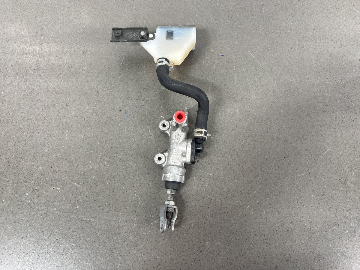 2006 Suzuki SV650 Rear Brake Master Cylinder Reservoir (Silver) OEM 69600-16G00
