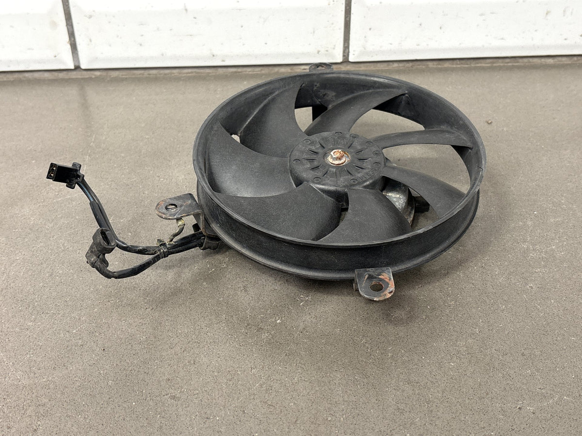 2002 Honda Interceptor 800 VFR800 Radiator Cooling Fan Assembly Brackets OEM
