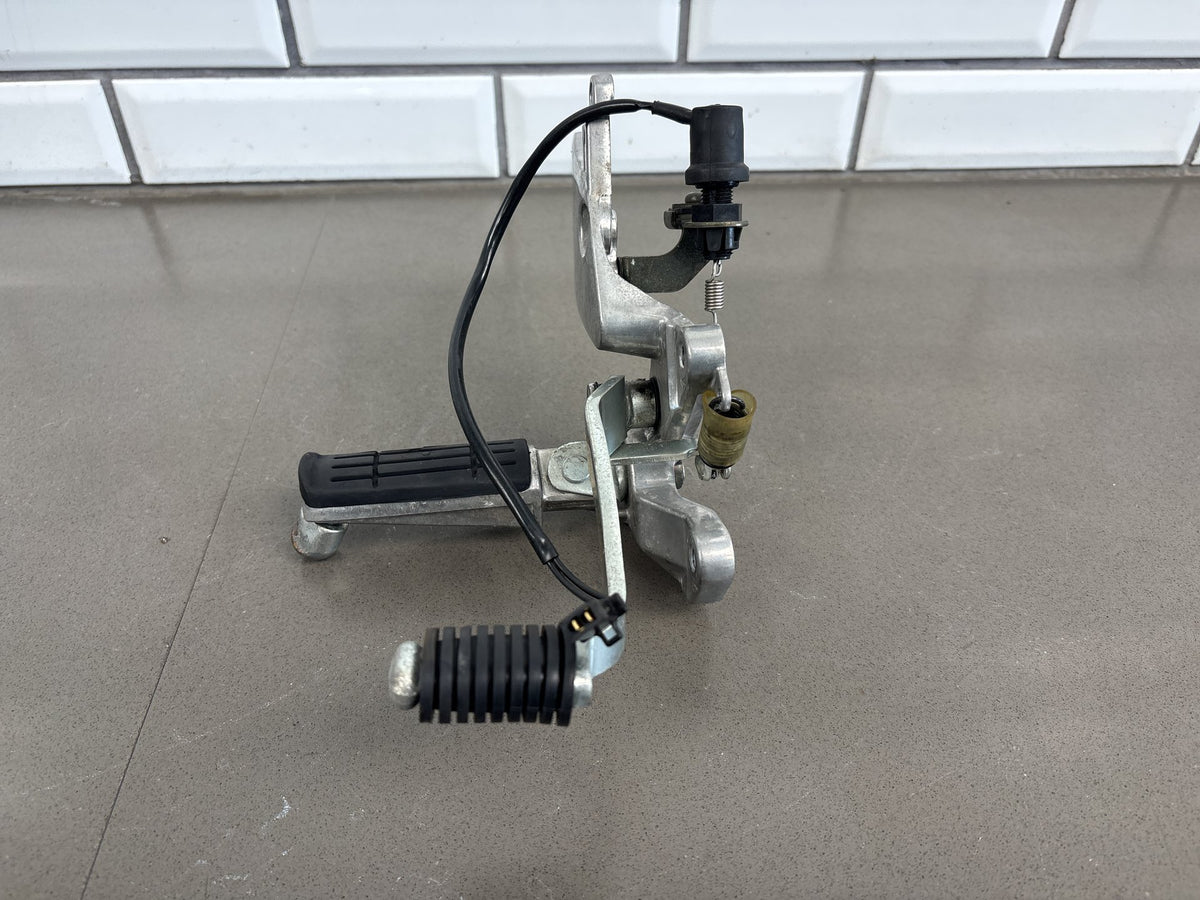 1999-2007 Yamaha YZF600R Pair Left Right Rearsets Shift Lever Brake Pedal OEM