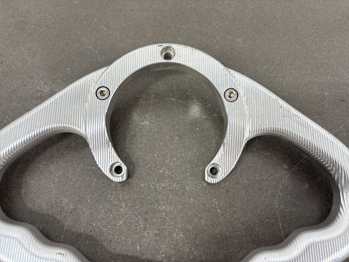 99-02 Yamaha YZF-R6 Arashi Aftermarket Tank Grab Handle Bar