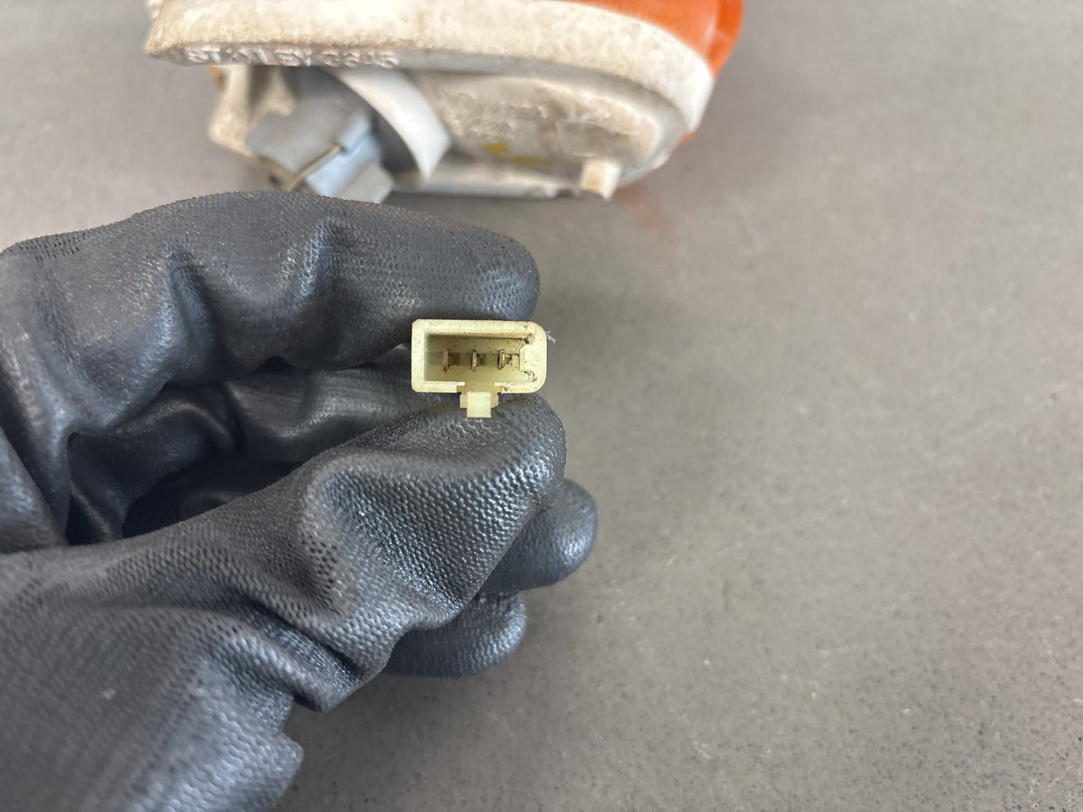 1990-1993 Kawasaki ZX-11 ZX1100C Front Turn Signal Pair LH RH OEM 23040-1208