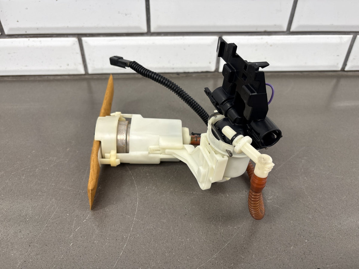 06 09-17 Dyna Super Glide Street Bob Fat Bob Harley EFI Fuel Pump 75218-04D