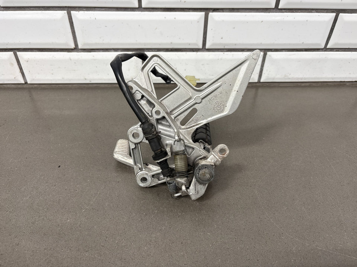 2002 Honda Interceptor 800 VFR800 Right Rearset W/ Brake Pedal Peg Switch OEM