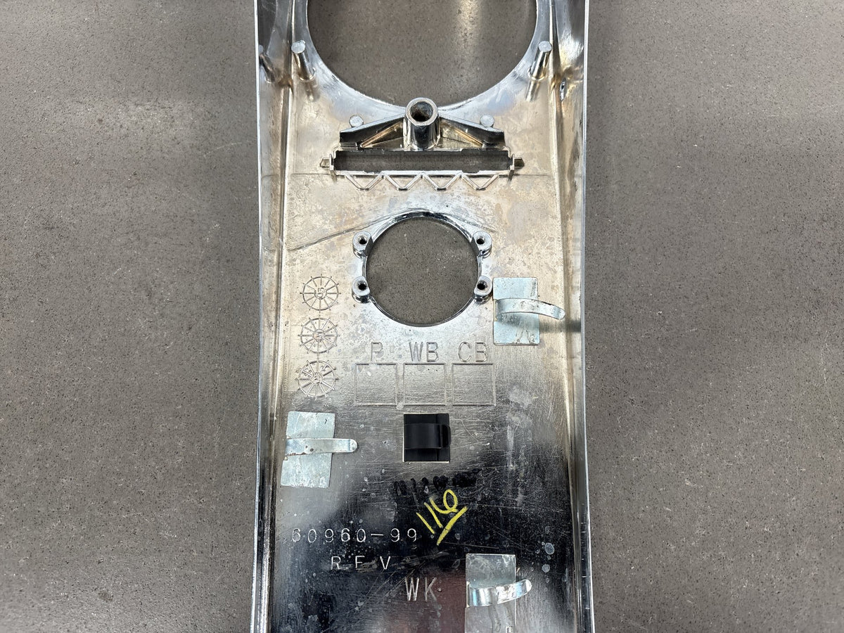 99-06 Harley Road King FLHR FLHRI FLHRCI Tank Console Dash Chrome OEM 60960-99
