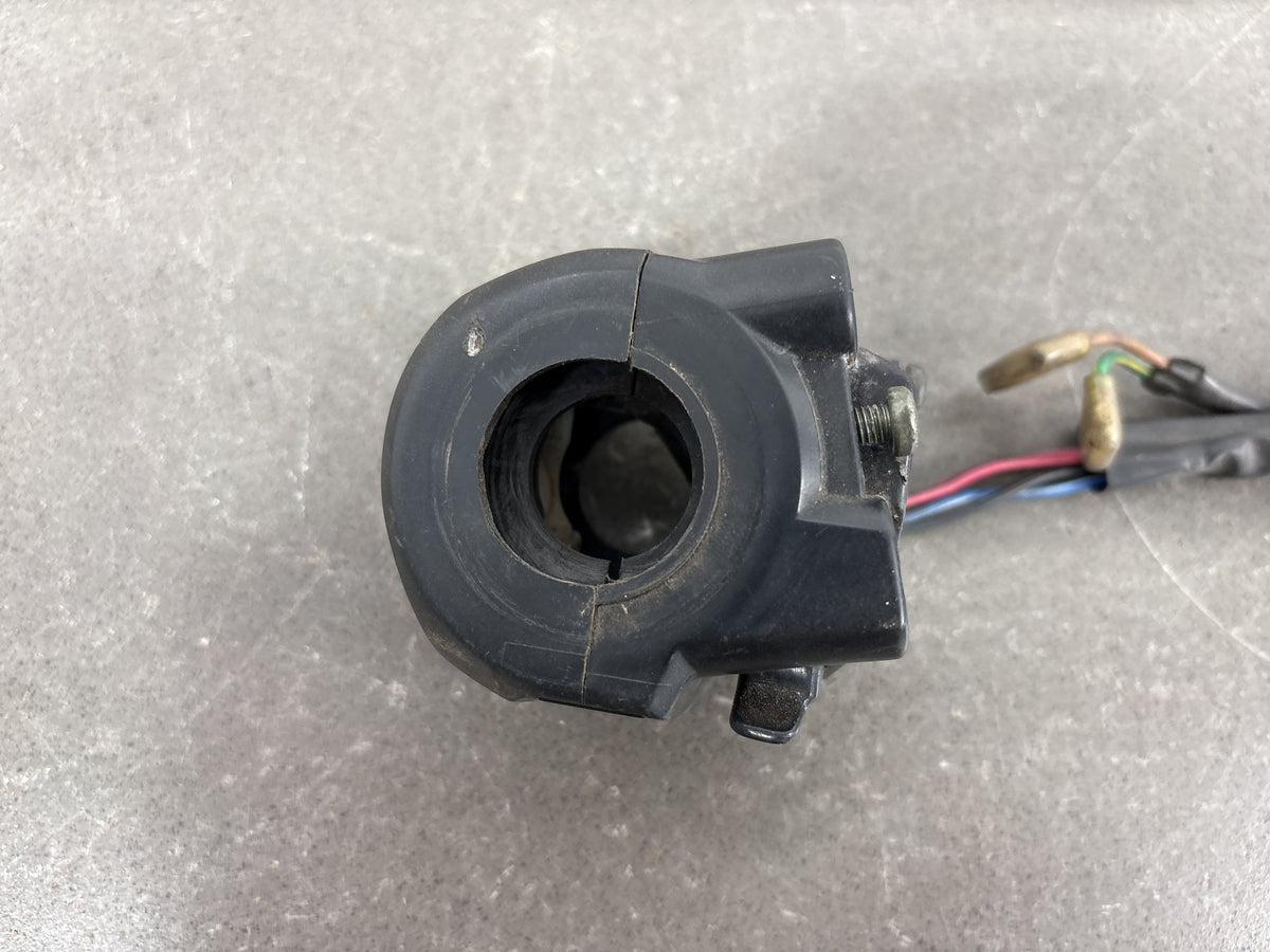1999-2002 Yamaha YZF-R6 Right Handlebar Start Kill Switch OEM