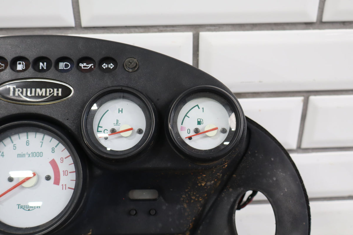 2000 Triumph Tiger 900 T709 Instrument Cluster OEM
