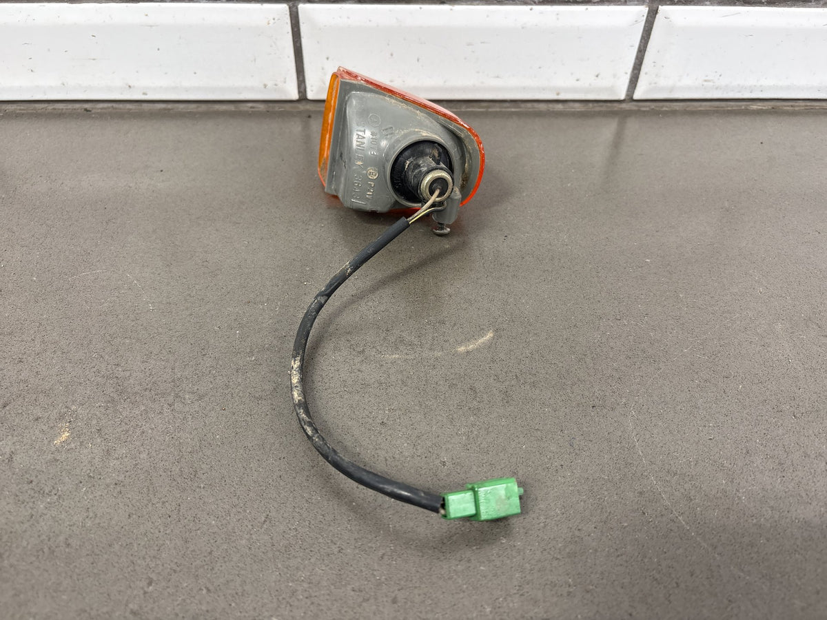1992 Kawasaki Ninja ZX11 Front Turn Signals Pair Left/Right OEM