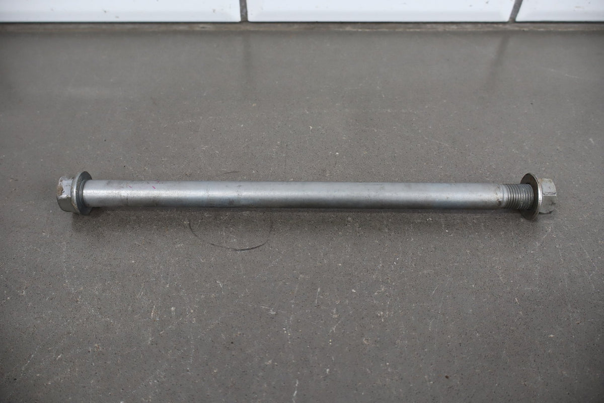 2018-2026 KAWASAKI NINJA 400 500 FRONT WHEEL AXLE SHAFT SPINDLE 41068-0627 OEM
