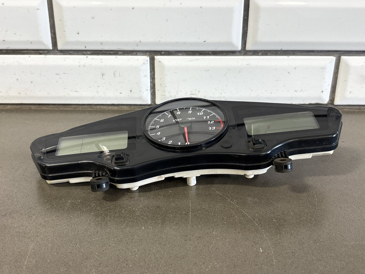 2002 Honda VFR800 Interceptor Gauge Cluster Speedometer Tachometer OEM