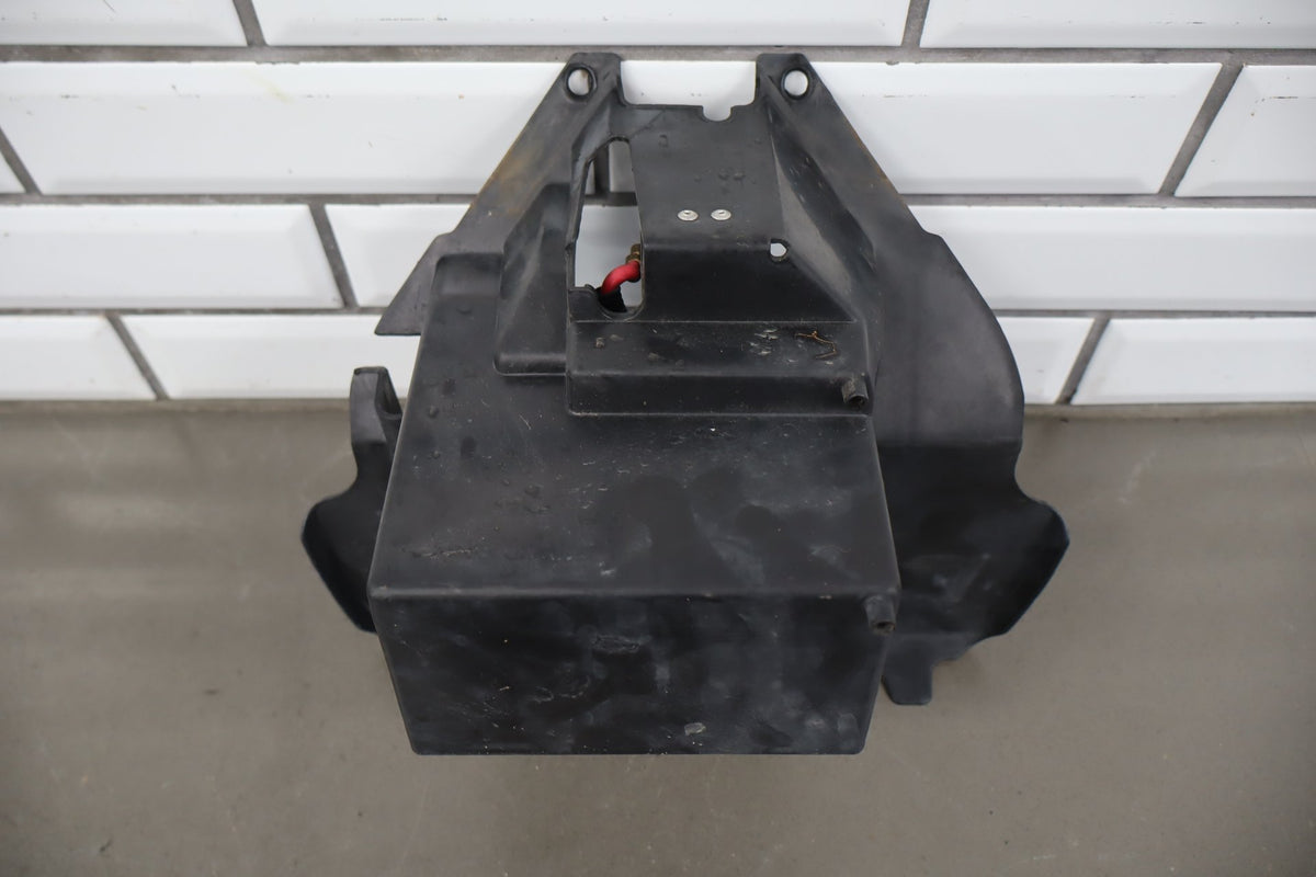 2001-04 Suzuki VL800 Volusia Battery Box Solenoid Horn