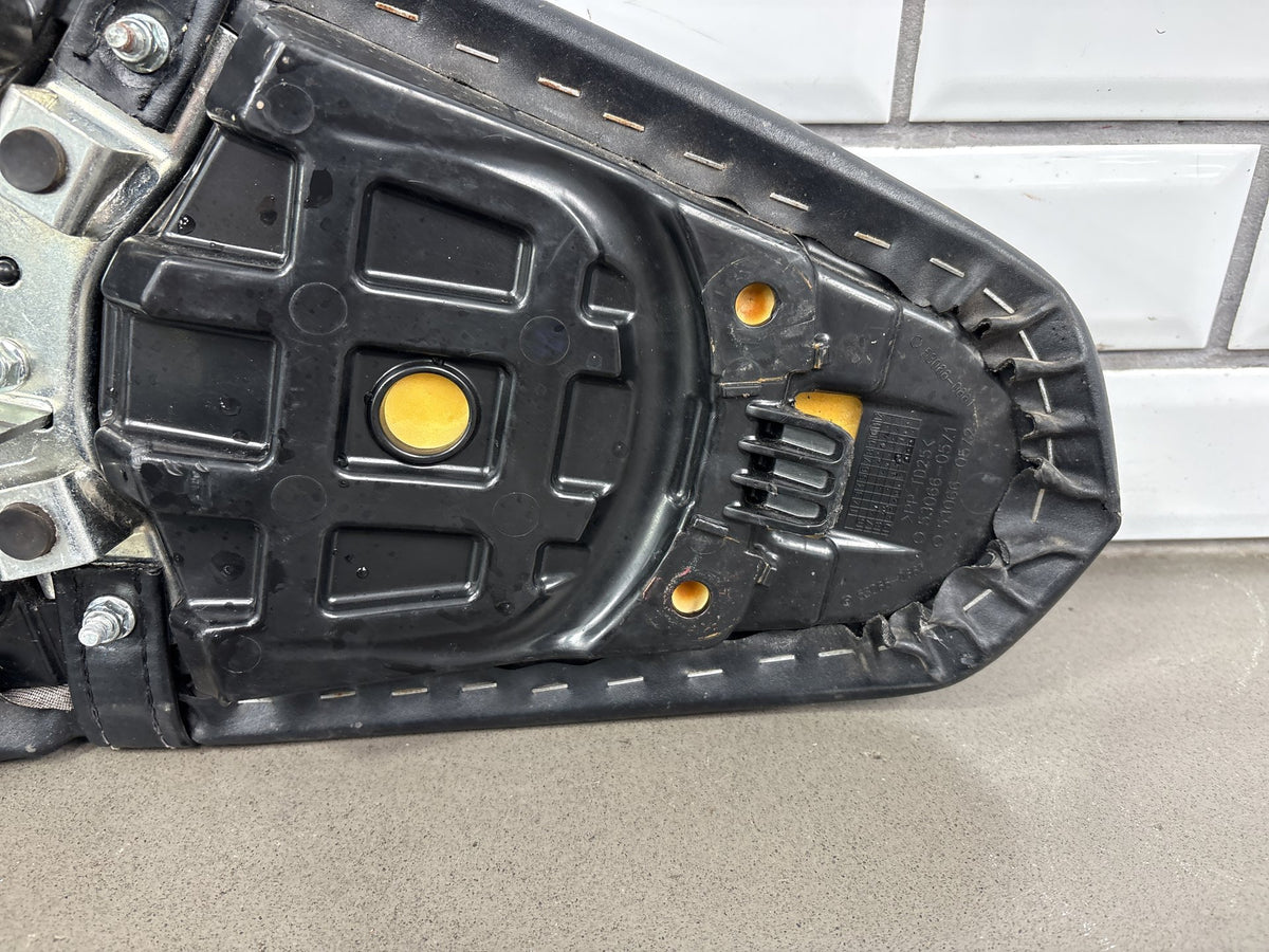 20-25 Kawasaki Ninja 650 EX650 Rear Passenger Seat (Black) 53066-0662