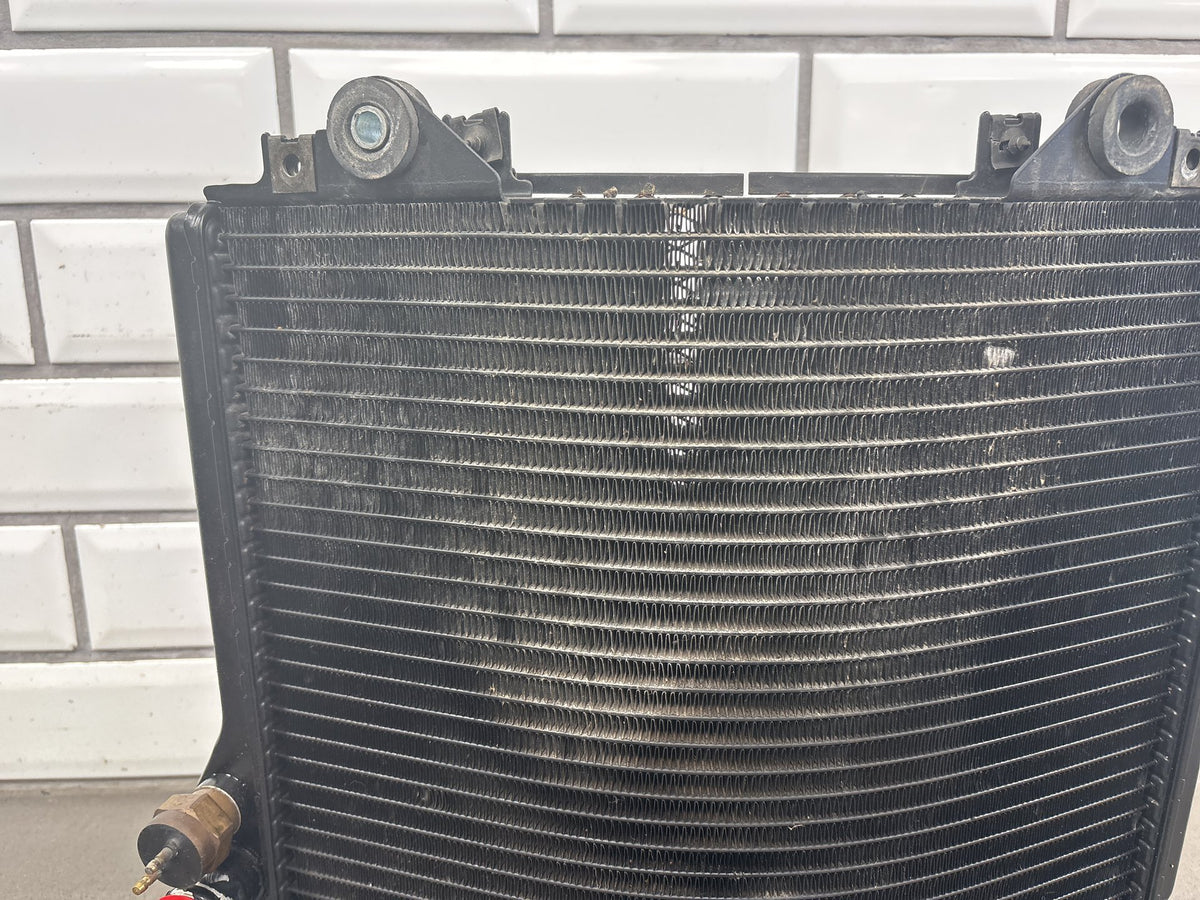 1990-1993 Kawasaki Ninja ZX-11 ZX1100C Radiator OEM 39060-1094