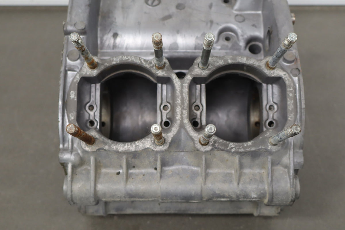 1973-1975 Yamaha RD350 RD250 R5 Crankcases OEM 278-15100-02-00