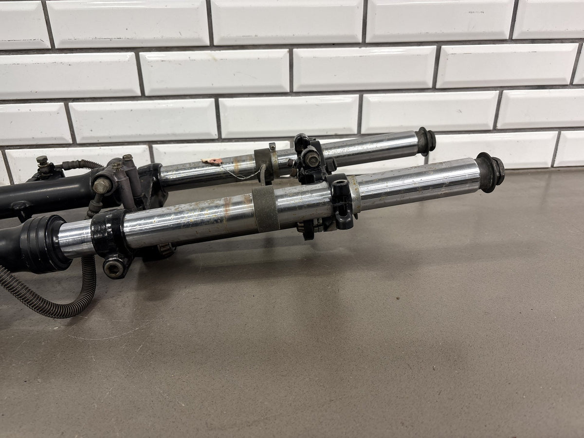 1982-1985 Kawasaki GPZ750 Front End Complete Forks Triple Trees OEM Straight