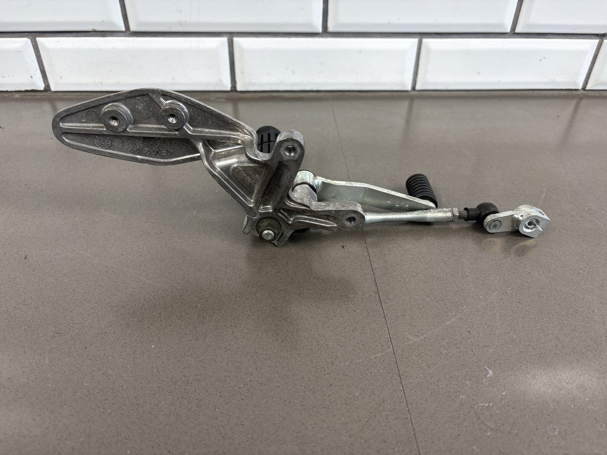 1999-2007 Yamaha YZF600R Pair Left Right Rearsets Shift Lever Brake Pedal OEM