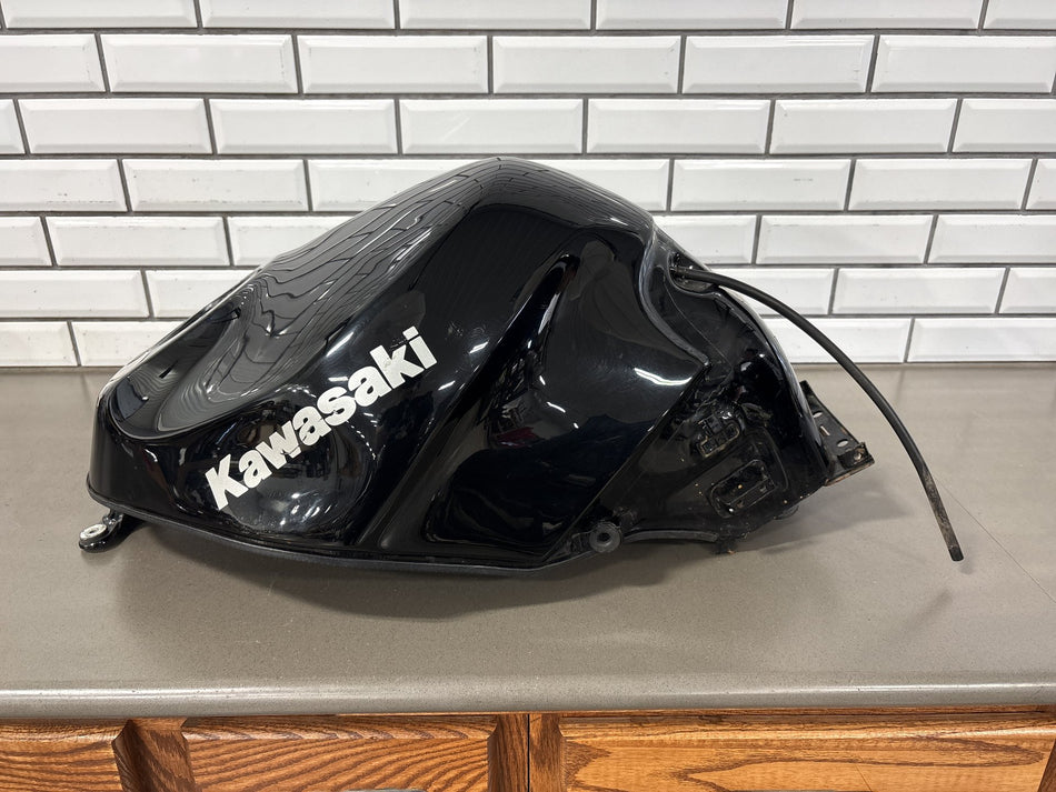 1992-1993 Kawasaki Ninja ZX-11 ZX1100C Fuel Gas Tank OEM 51003-5396-H8