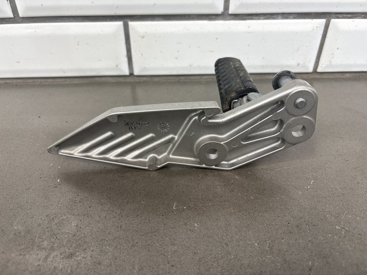 2010-2014 Kawasaki Concours 14 ZG1400 Front Footpeg Brackets Pair Brake Pedal