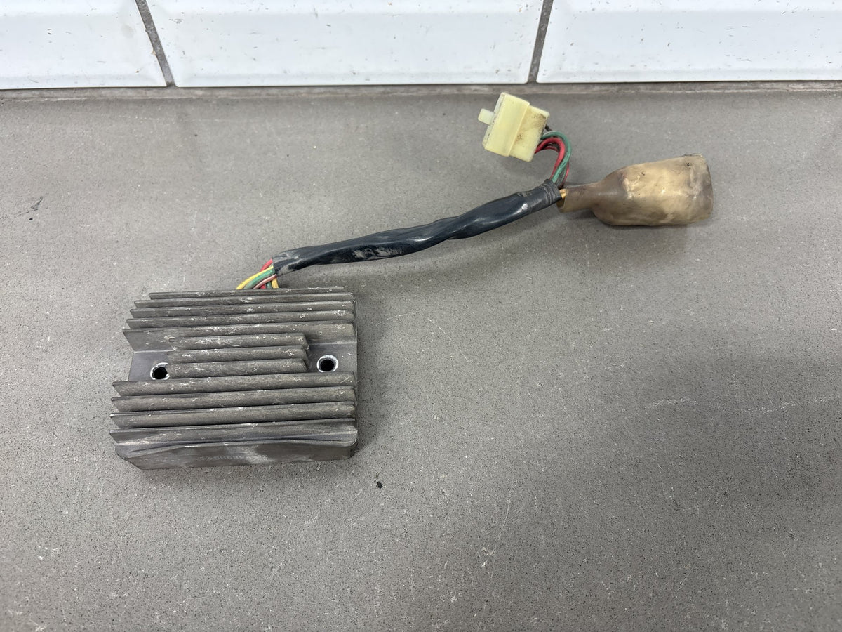 2002 Honda Interceptor 800 VFR800 Regulator Rectifier Corroded Connector OEM