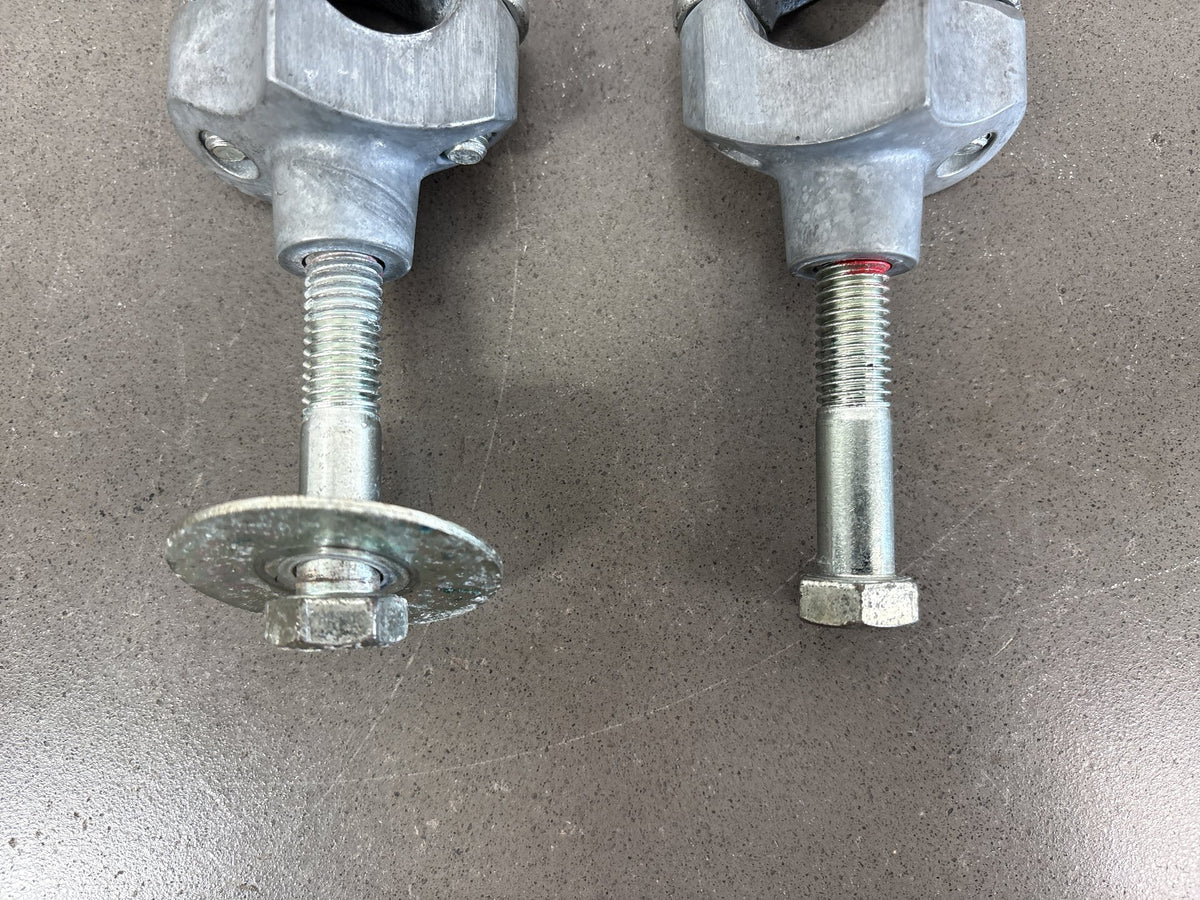 1999-2006 Harley Road King FLHR FLHRCI Handlebar Riser Pair Silver OEM 56149-88B
