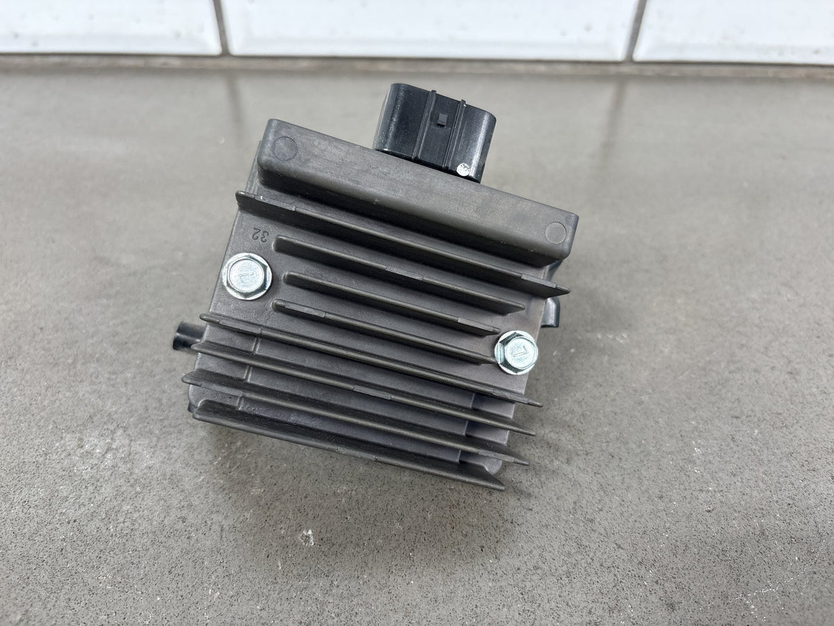 17-25 Kawasaki Ninja 650 EX650 Voltage Regulator Rectifier 21066-0750