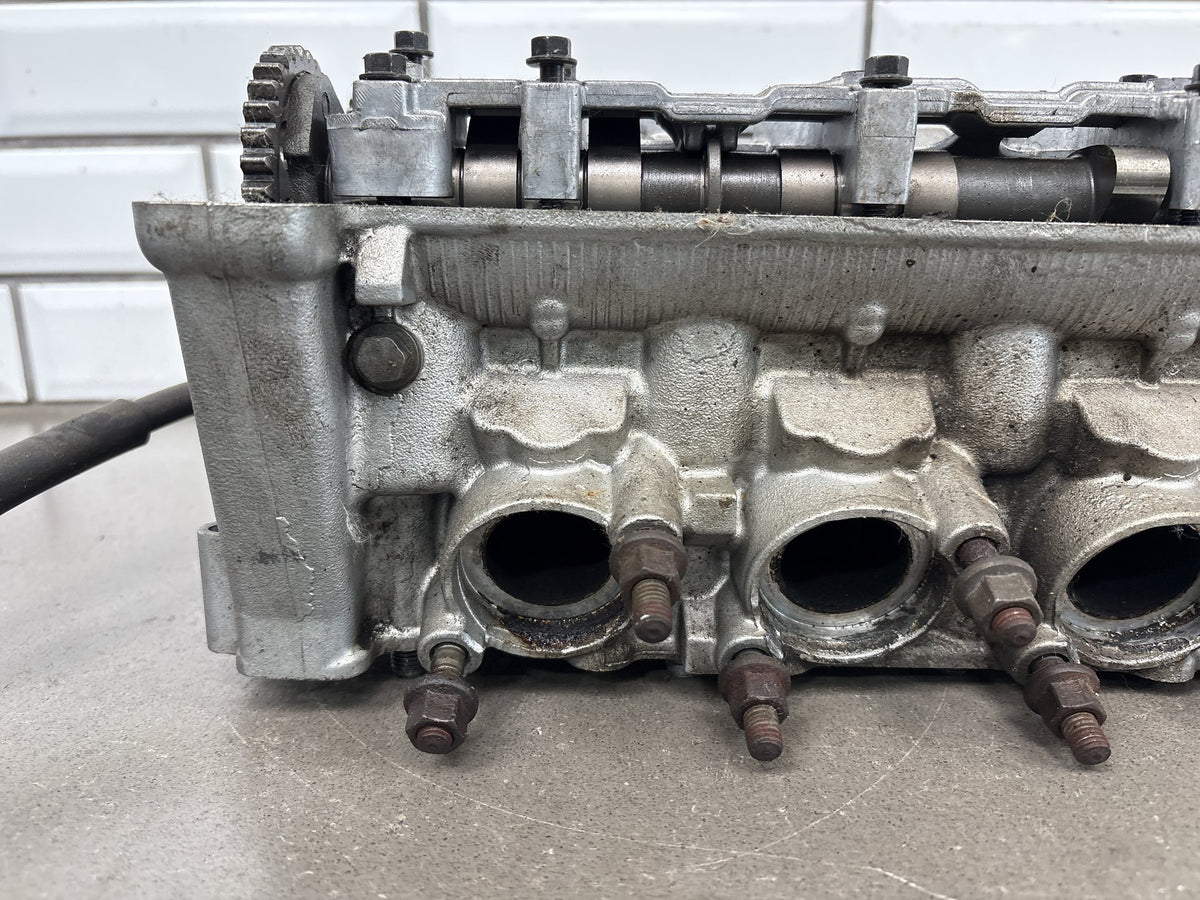 1999-2002 Yamaha Yzf R6 Engine Top End Cylinder Head Assembly 5MT-11101-00-00