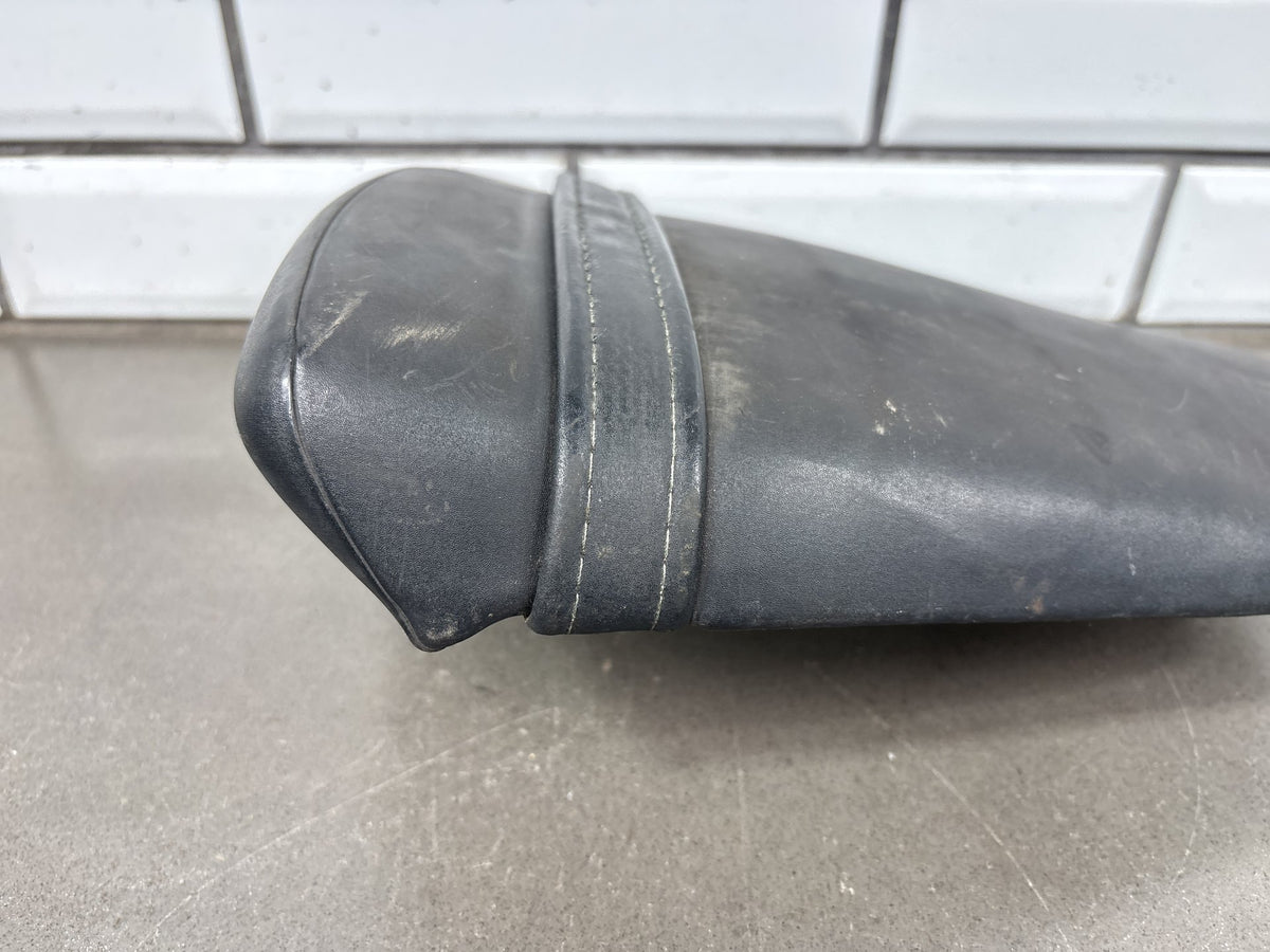 2000 Yamaha YZF-R6 Rear Passenger Seat Pillion OEM