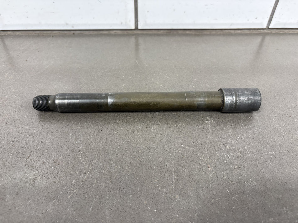 1999-2002 Yamaha YZF-R6 Front Axle Shaft OEM