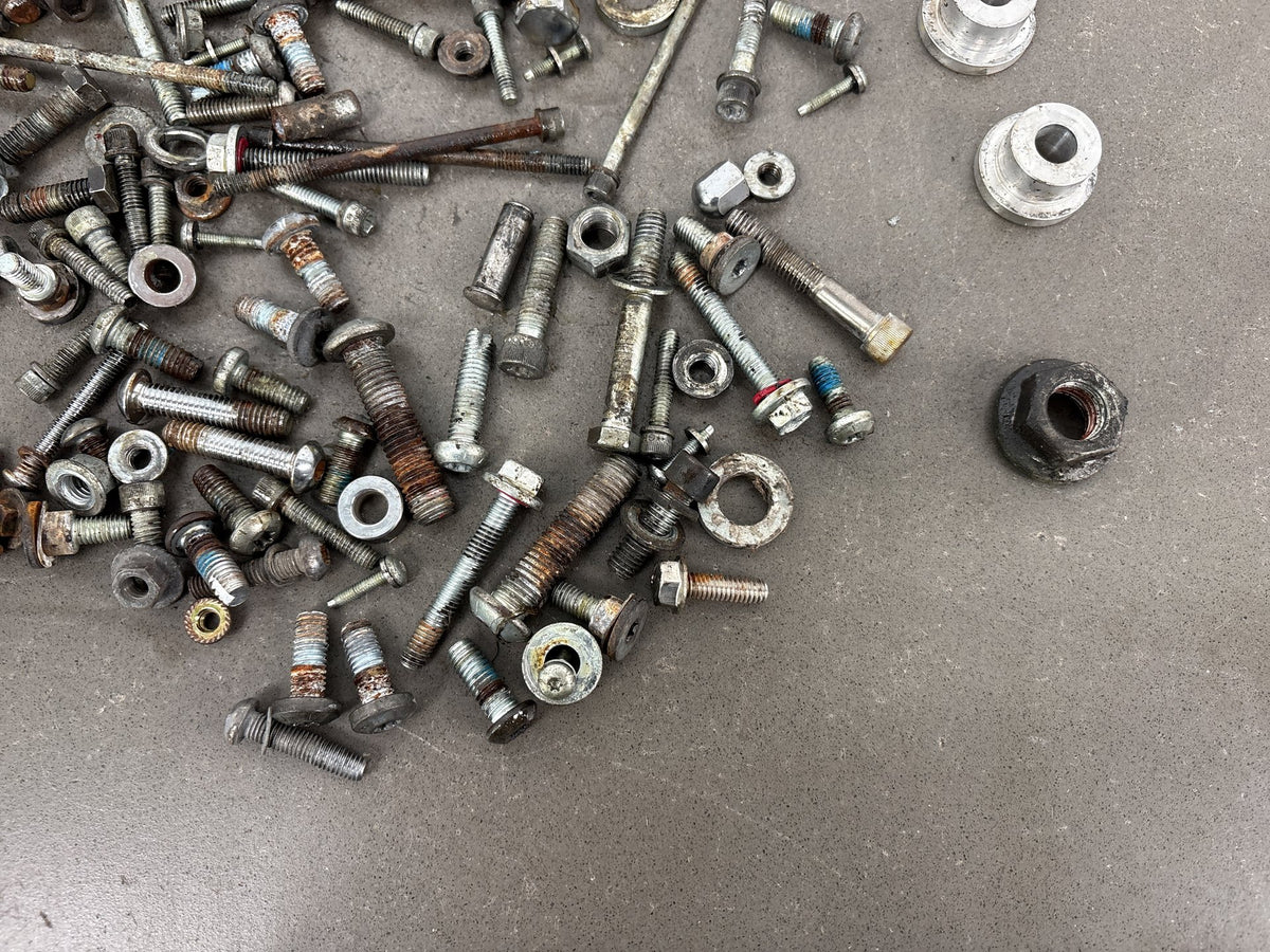 2006 Harley Dyna Super Glide FXDI Bolts Nuts Washers Hardware Lot OEM
