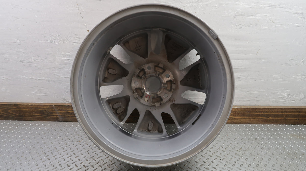 2017-2020 Chrysler Pacifica 18x7.5 OEM Wheel 5SQ16TRMAB Scuffed