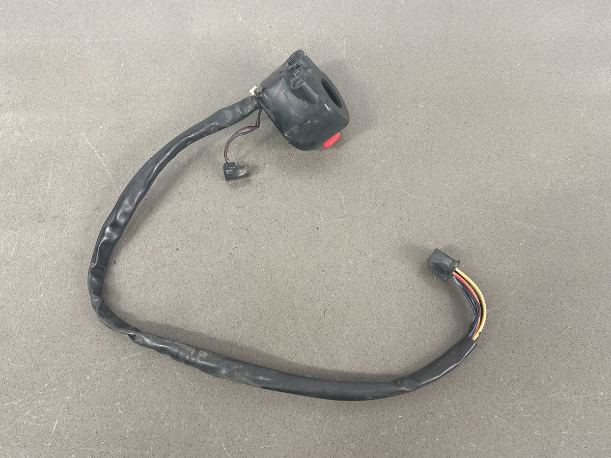 03-09 Suzuki SV650 Right Handlebar Switch Housing OEM 37200-17G10 37200-17G50