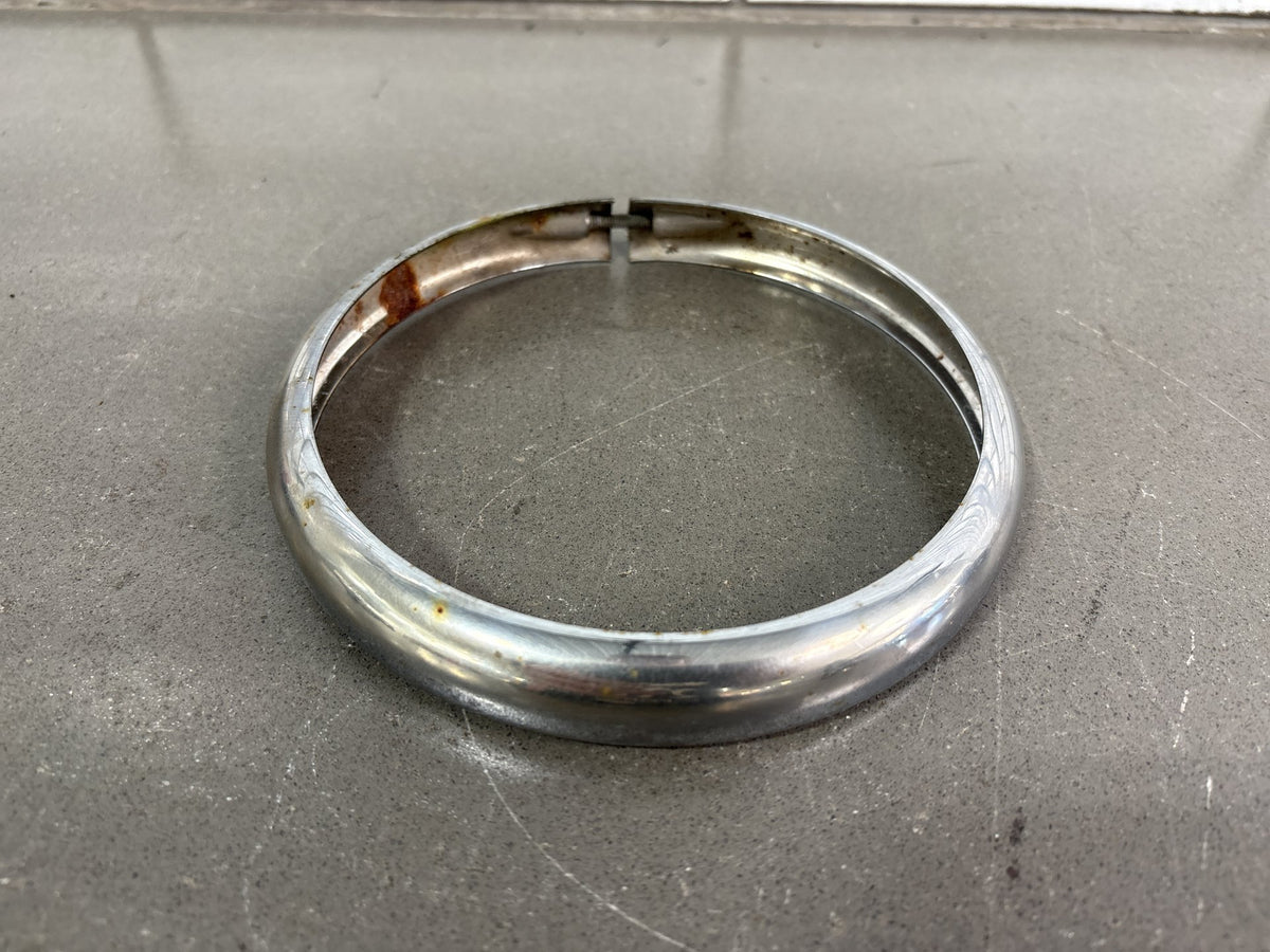 06-07 Dyna Super Glide Low Rider Wide Glide Harley Headlight Trim Ring 67790-93