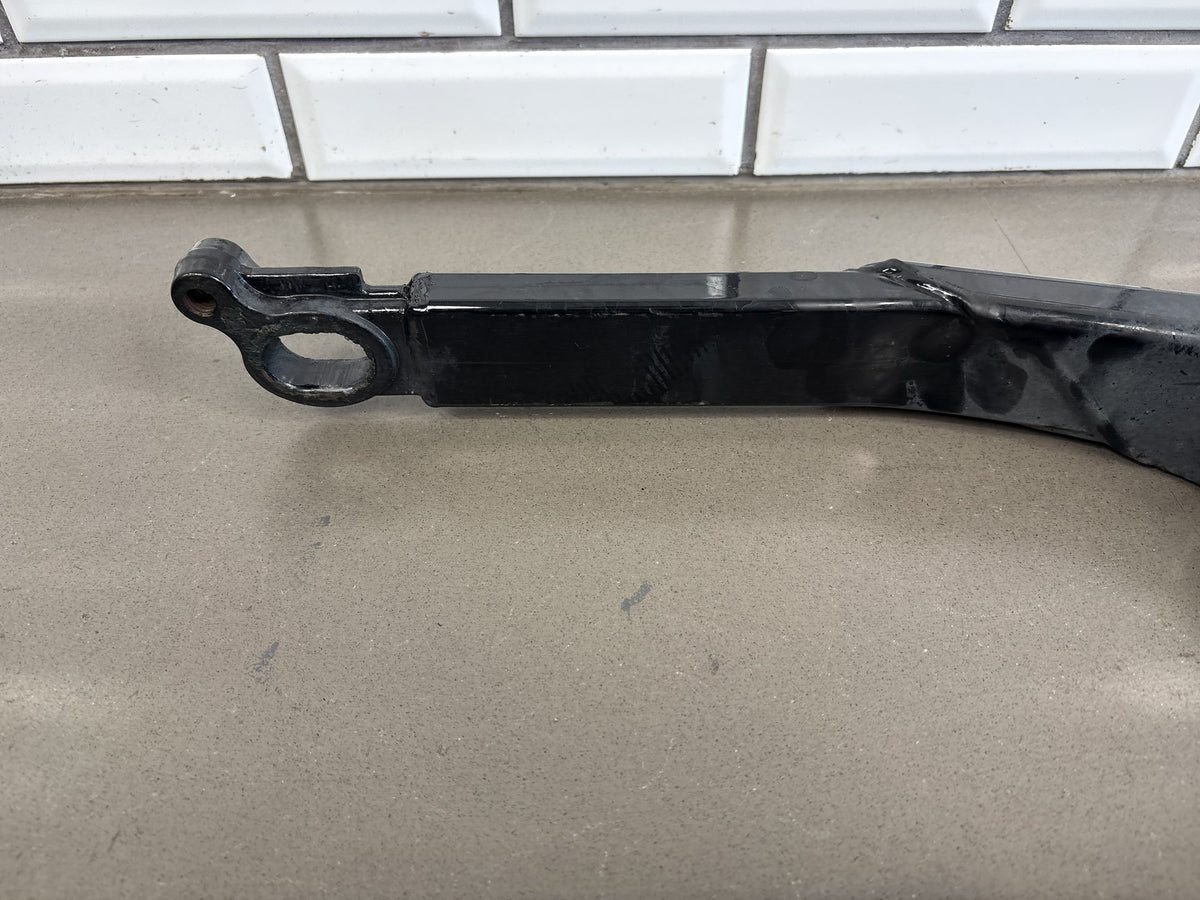 2002-2006 Harley Road King FLHR FLHRI FLHRCI FLHRS Swingarm Black OEM 47549-02A