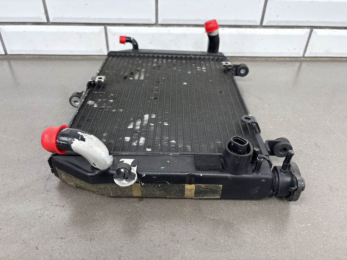 1999-2002 Yamaha YZF-R6 YZFR6 5EB Aluminum Radiator Cooling Core OEM